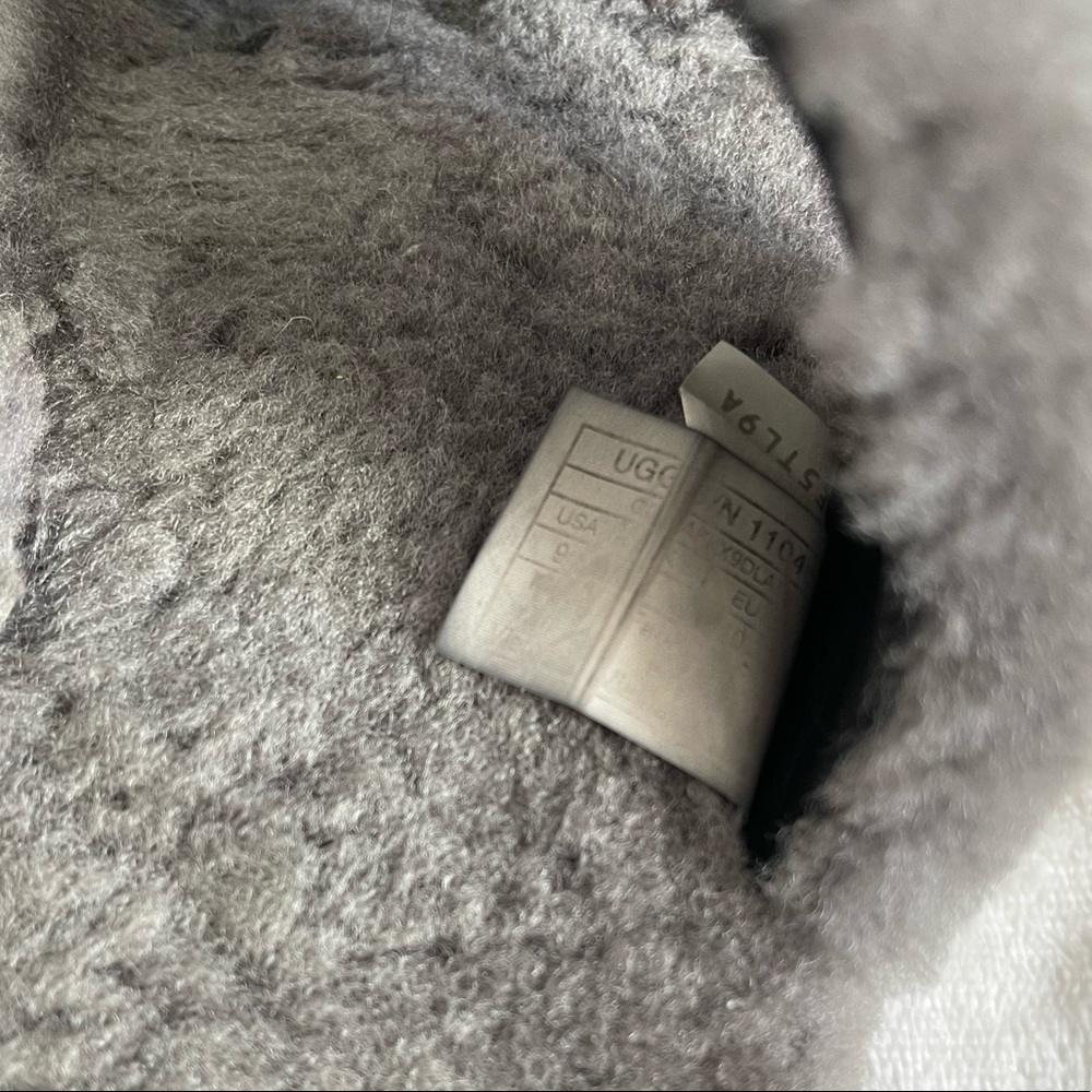 Ugg Fuzz Yeah Slide - image 6